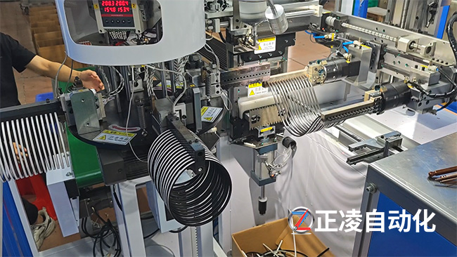 不再為質(zhì)量投訴埋單！正凌密封圈粘接機(jī)機(jī)械化生產(chǎn)的密封圈，每一圈都是&ldquo;標(biāo)準(zhǔn)品&rdquo;